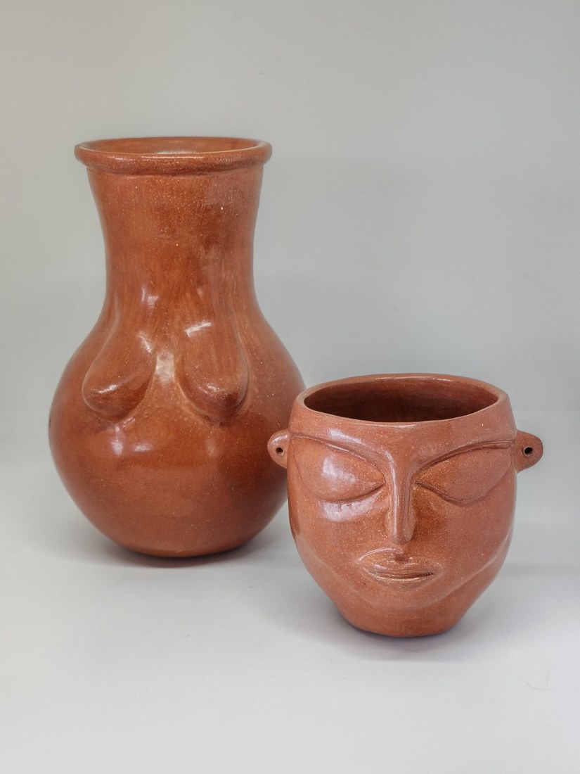 Jarra Escultórica Con Vaso